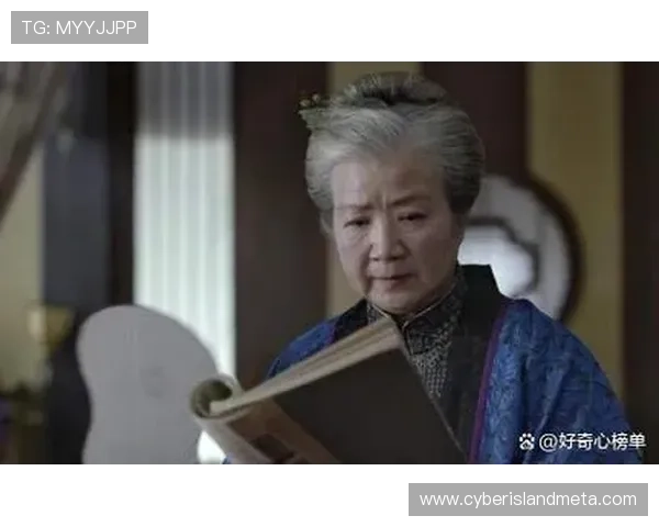 智识的暖阳：马普尔小姐，那位洞察人心的迷人老太太